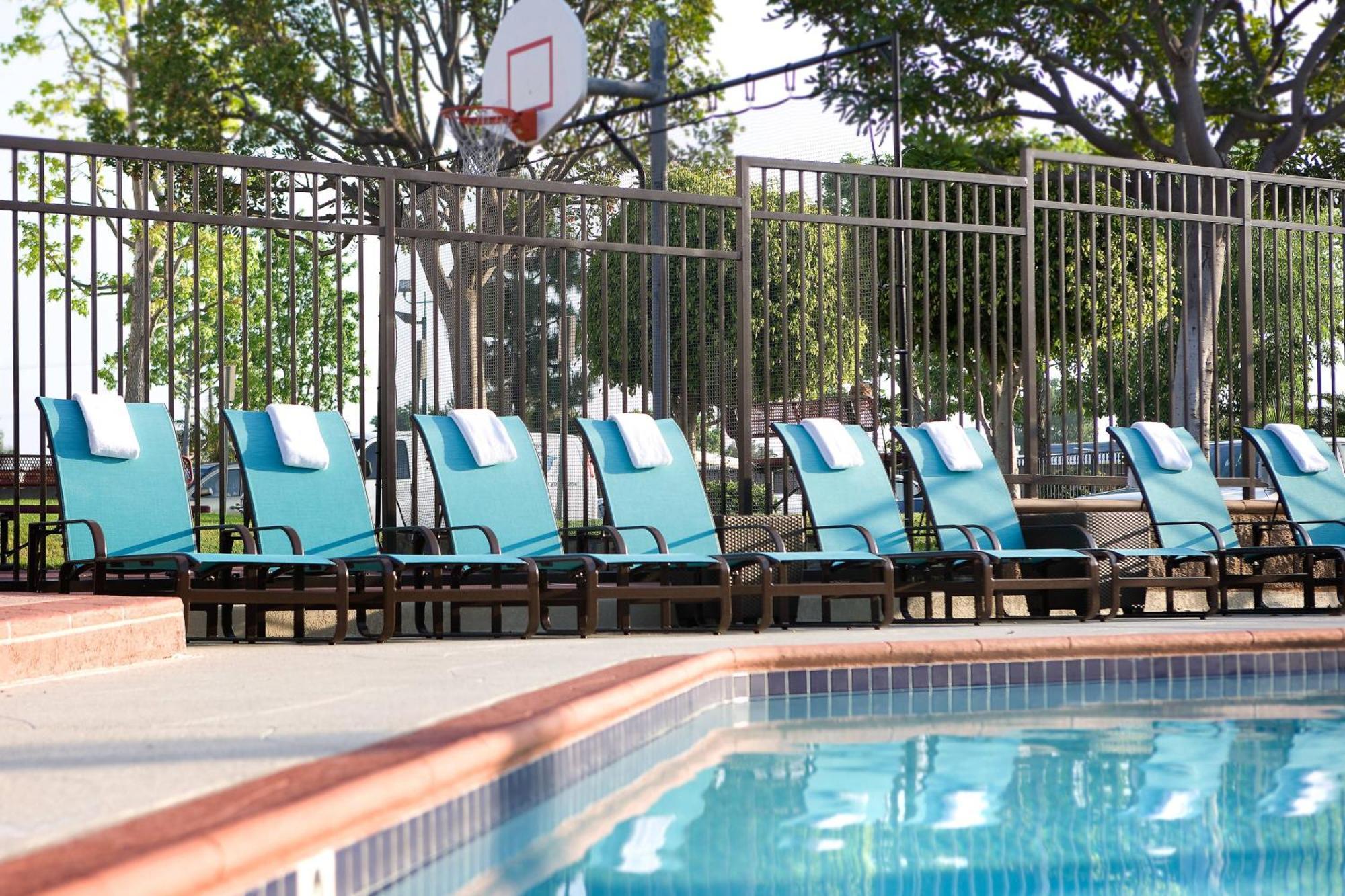 Residence Inn Costa Mesa Newport Beach Exterior photo